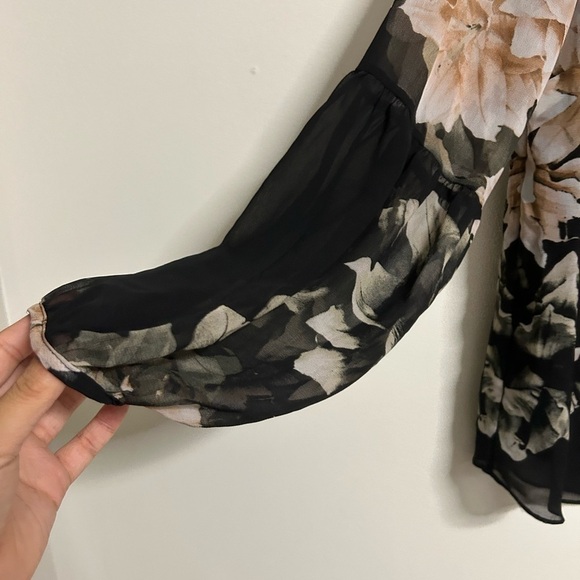 Calvin Klein Floral Blouse - Picture 3 of 4